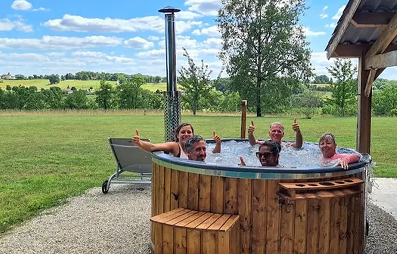 Group-relaxing-in-hot-tub